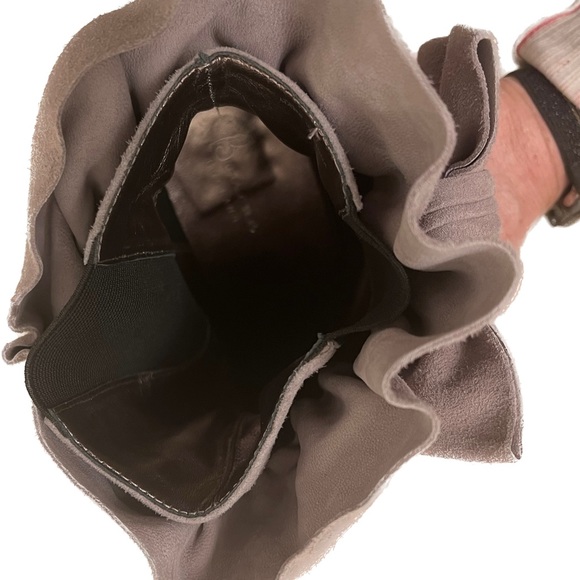 Bourne Nordstrom ‘Elle’ ankle boot with accent bow.  Color Smoke; EU 41; US 10.5 - Picture 6 of 16